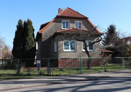 Straßenansicht