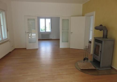Wohnzimmer mit Kaminofen