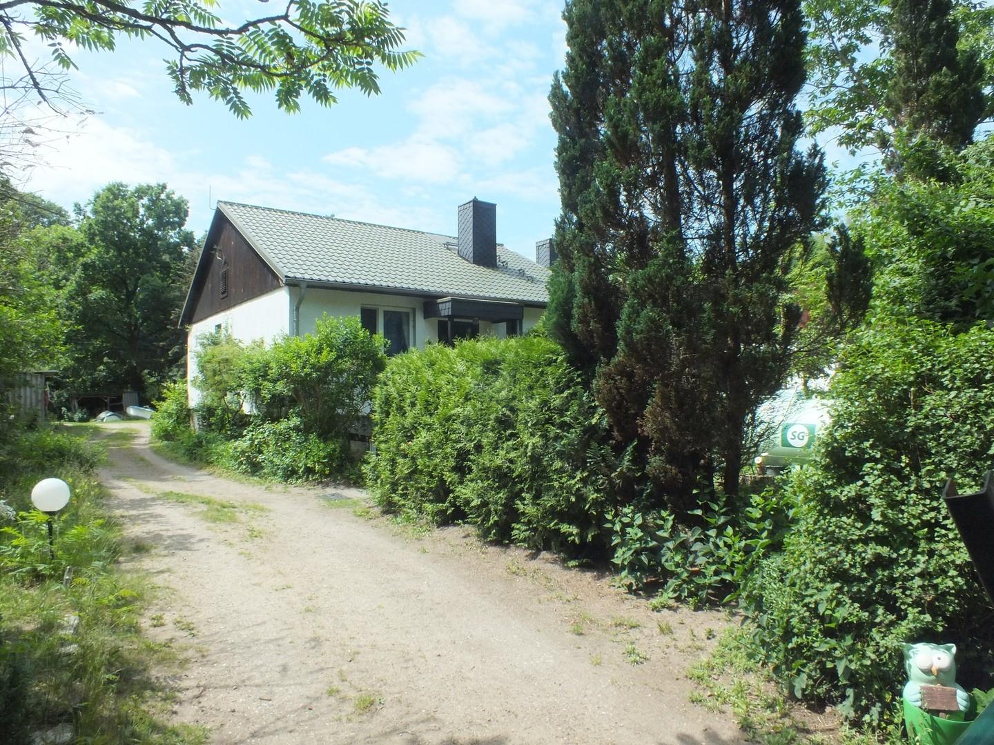 Grundstückszufahrt