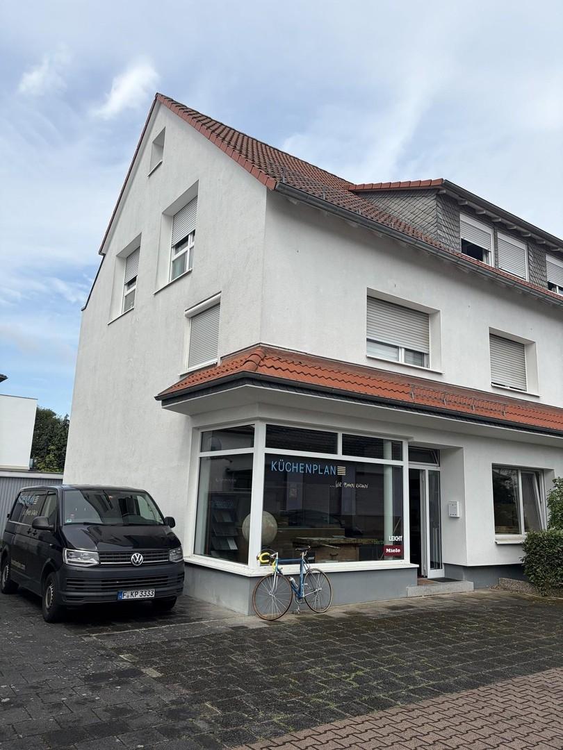 Straßenansicht