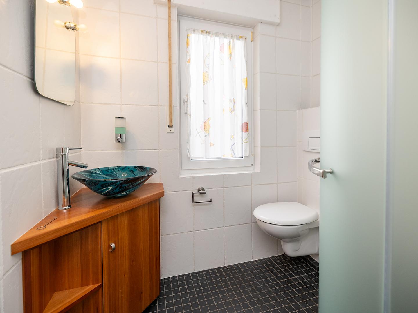 Gäste-WC EG