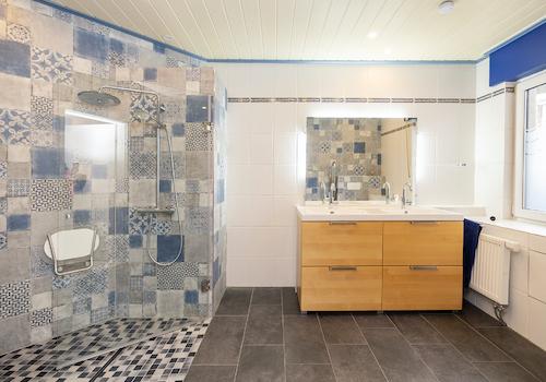 Badezimmer EG