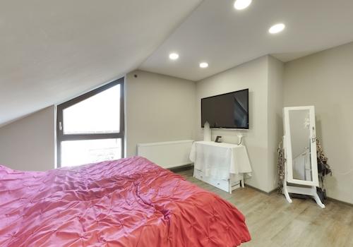 Schlafzimmer DG