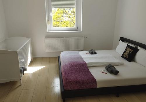 Schlafzimmer OG. 1