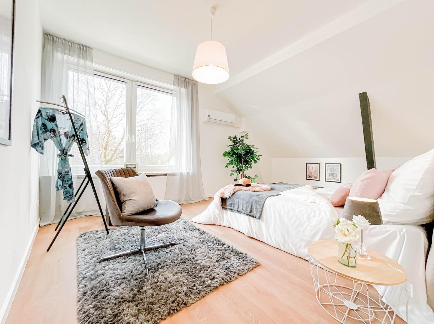Schlafzimmer OG