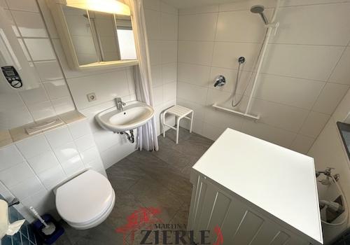 8- Badezimmer OG