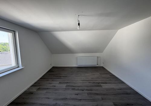 Schlafzimmer DG