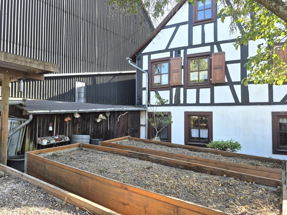 Schuppen im Garten