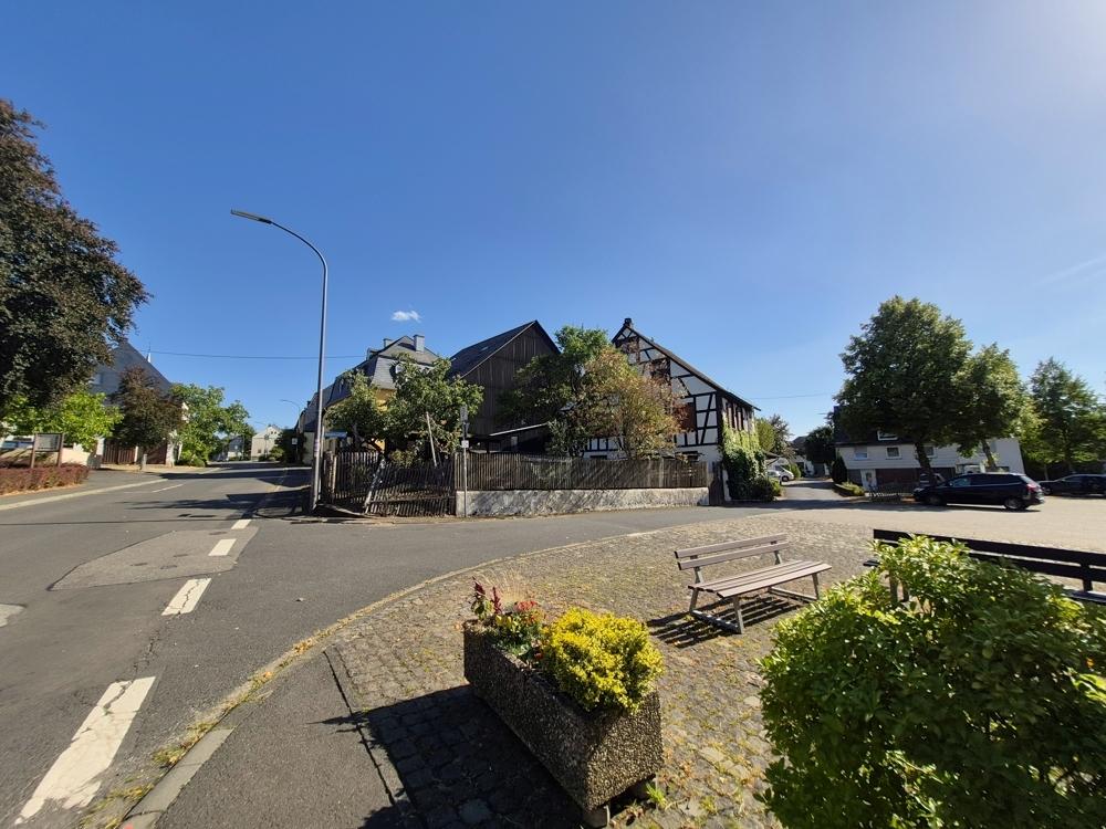 Lage an der Ortsstraße