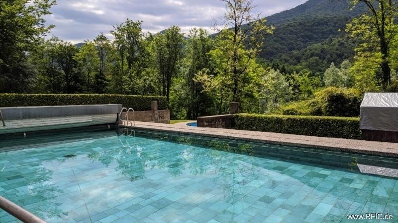 Schwimmbad Außenbereich