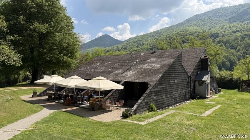 Schwimmbad, Restaurant