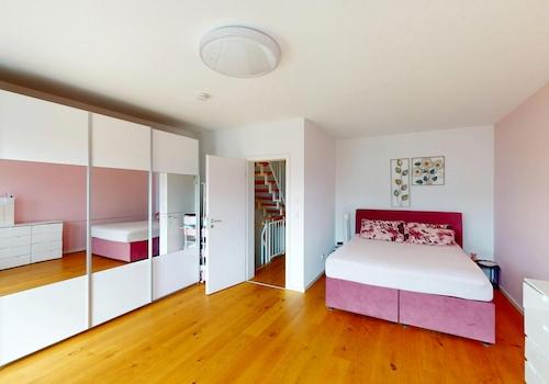 Schlafzimmer OG