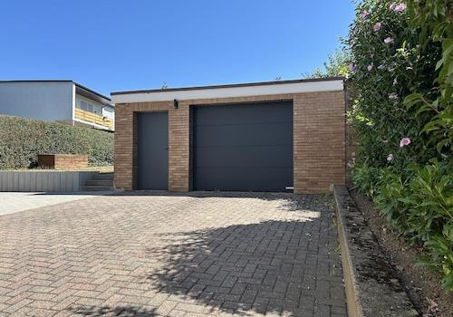 Extra Große Garage
