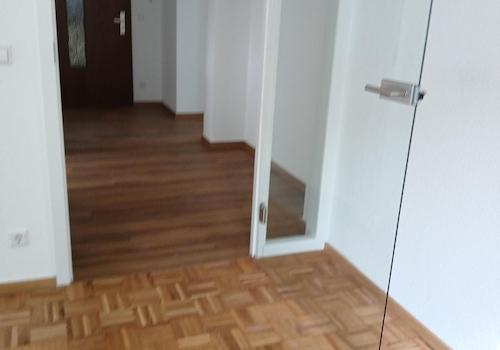 Wohnzimmer zum Flur