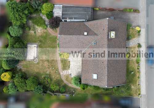 Gesamtes Grundstück