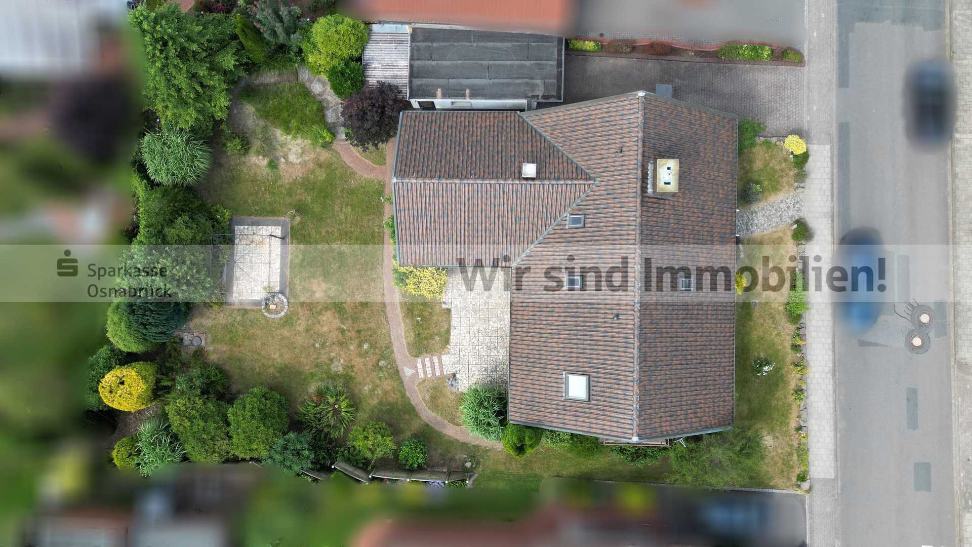 Gesamtes Grundstück