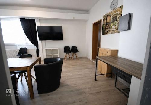 Wohnzimmer (KI aufgeräumt)
