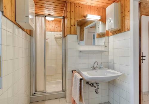 Badezimmer Untergeschoss