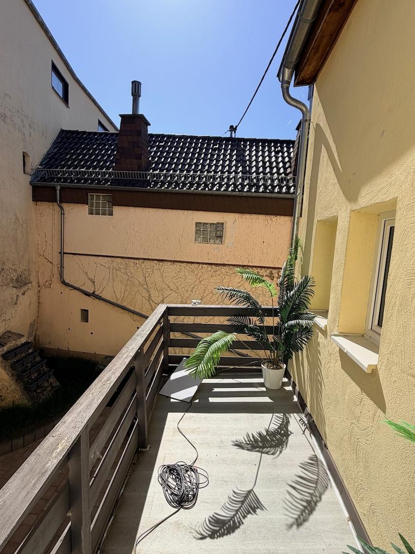 OG Zimmer 1 Balkon