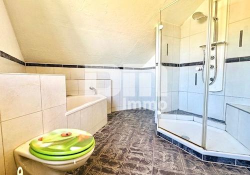 OG / DG Bad Wanne - Dusche
