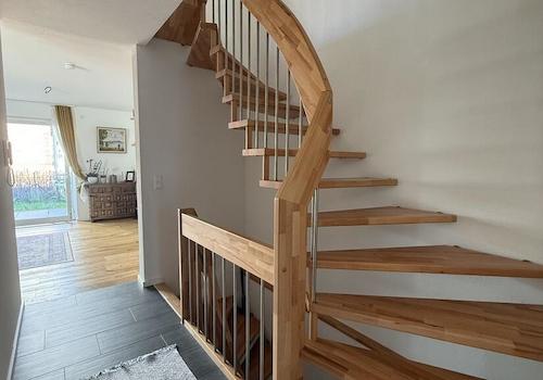 Treppe neu