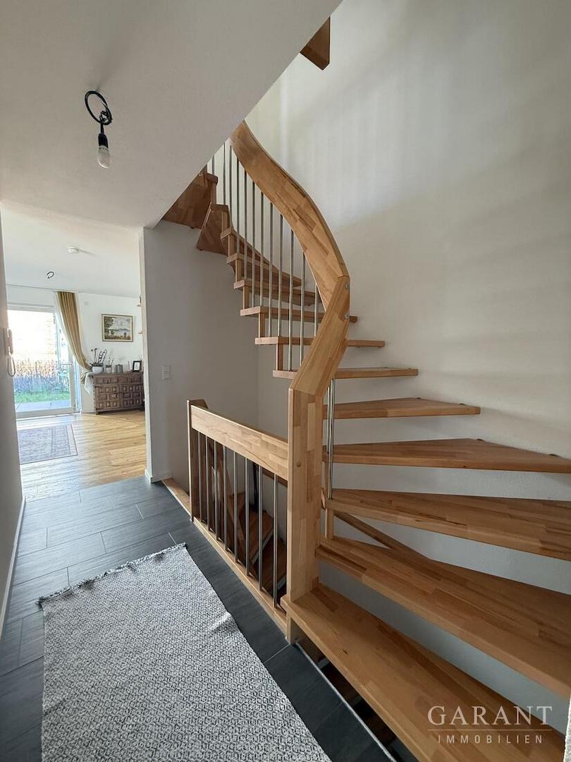Treppe neu