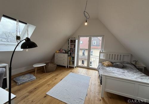 Schlafzimmer DG