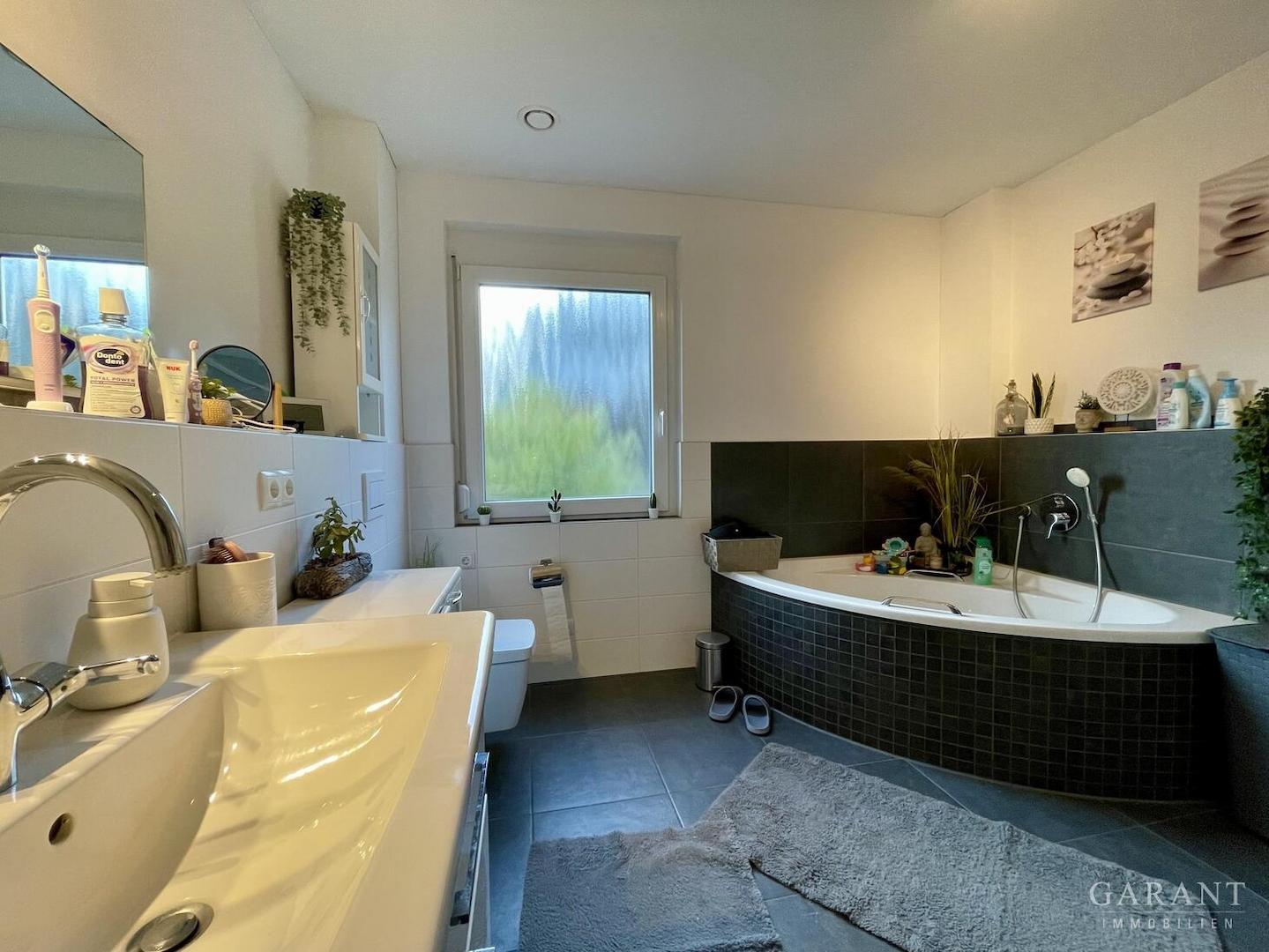 Bad Wanne, Dusche