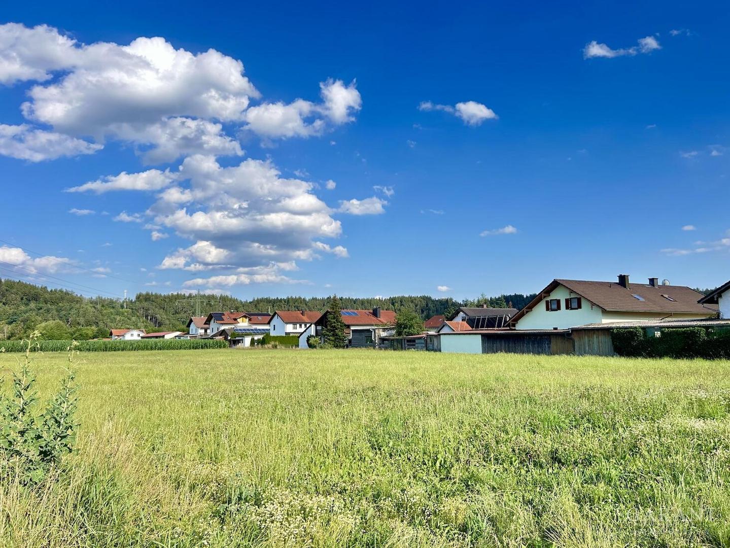 Grundstück Ansicht Straße