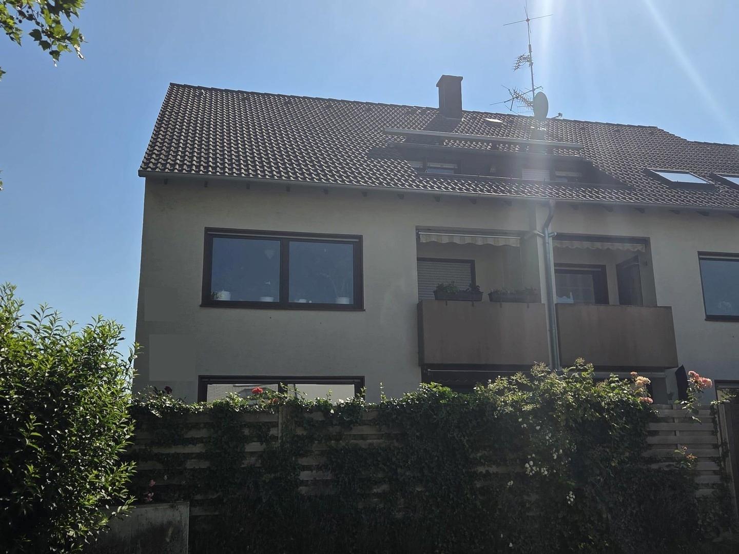Hausansicht Straßenseite