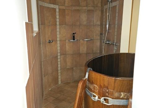 KG Dusche und Saunafaß