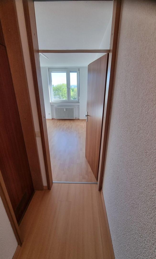 Langer Flur vom Schlafzimmer 2