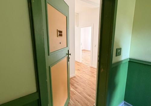 Wohnungstür