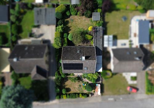 Grundstück und Haus