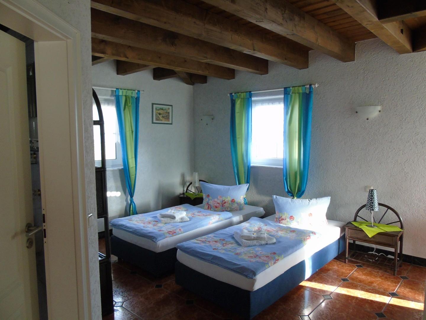 Elternschlafzimmer EG