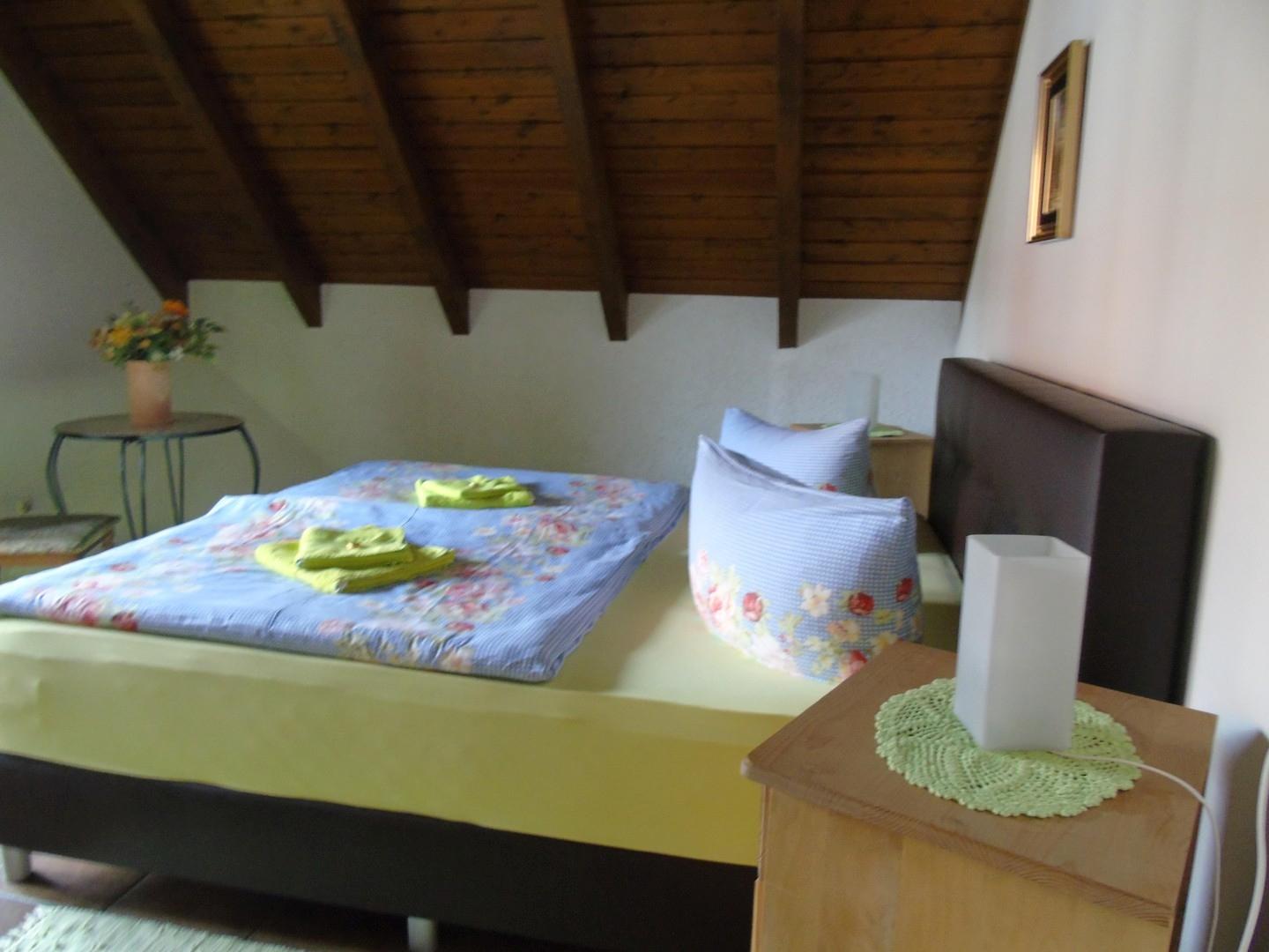 Schlafzimmer Nr. 2 OG