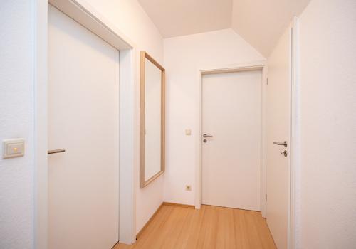 Flur (DG rechts/Hinterhaus)