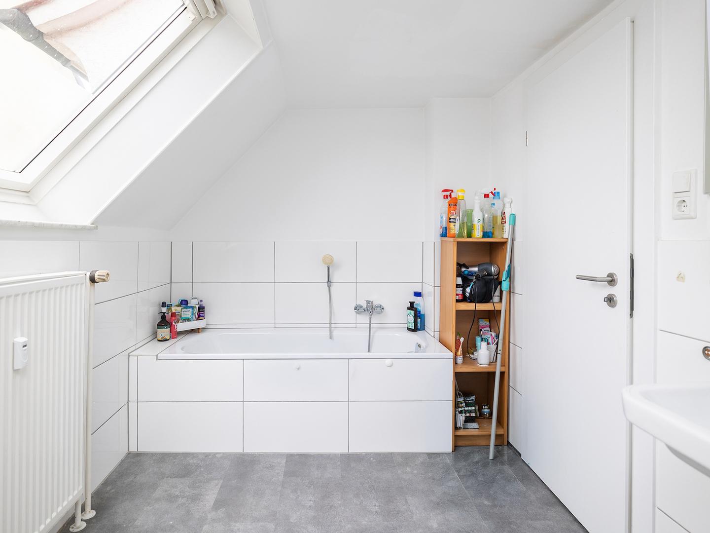Tageslichtbad OG (Vorderhaus)