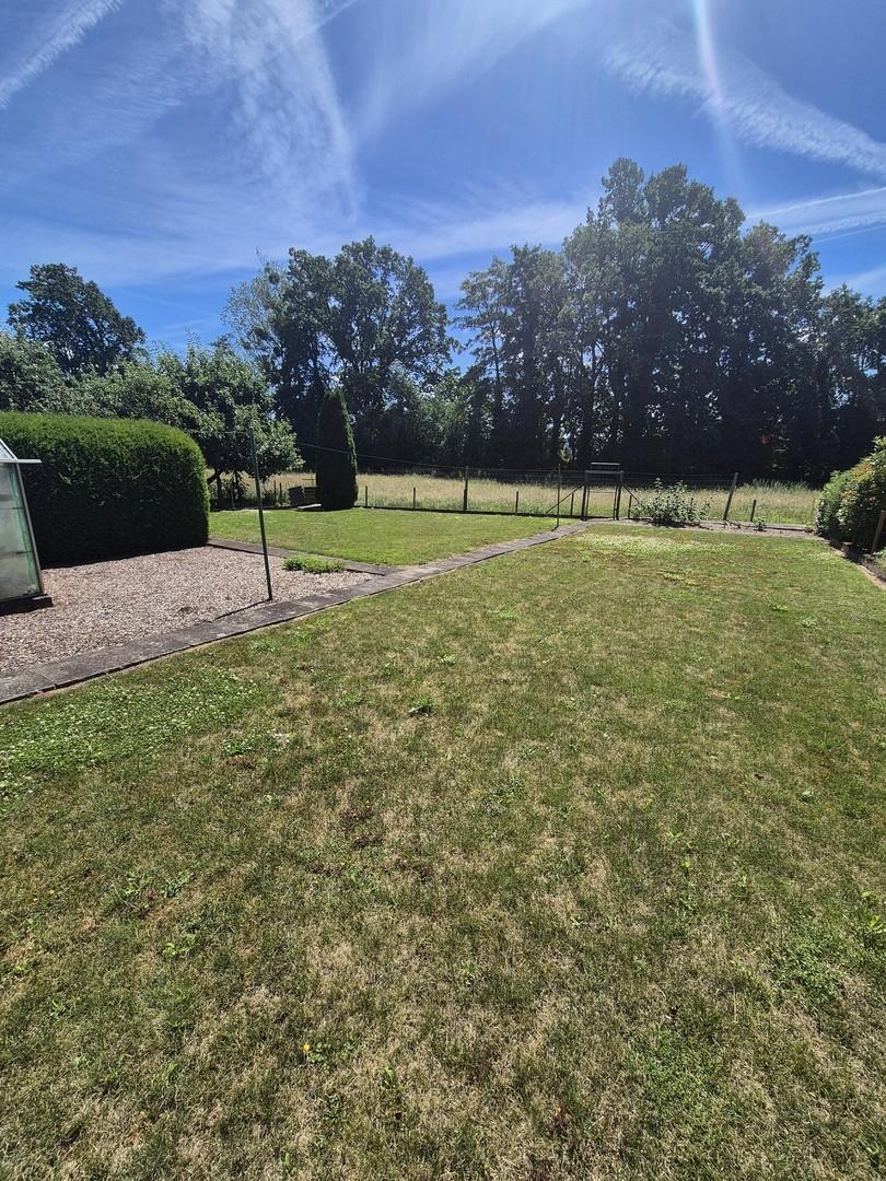 Garten mit Feldblick