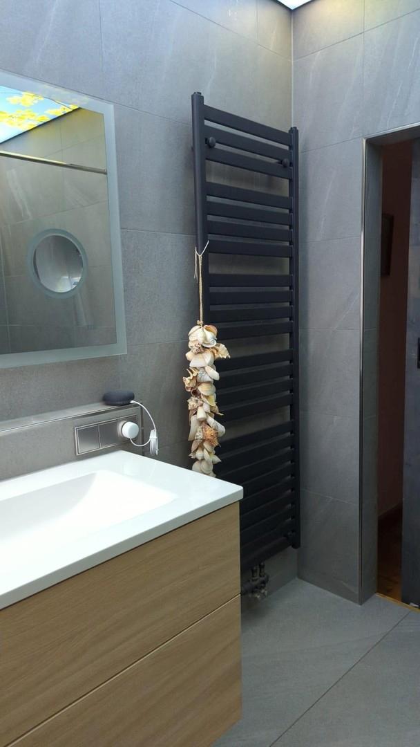Badezimmer 1.OG