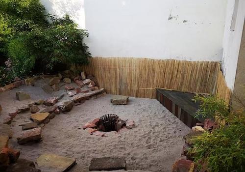 Feuerstelle beim Garten