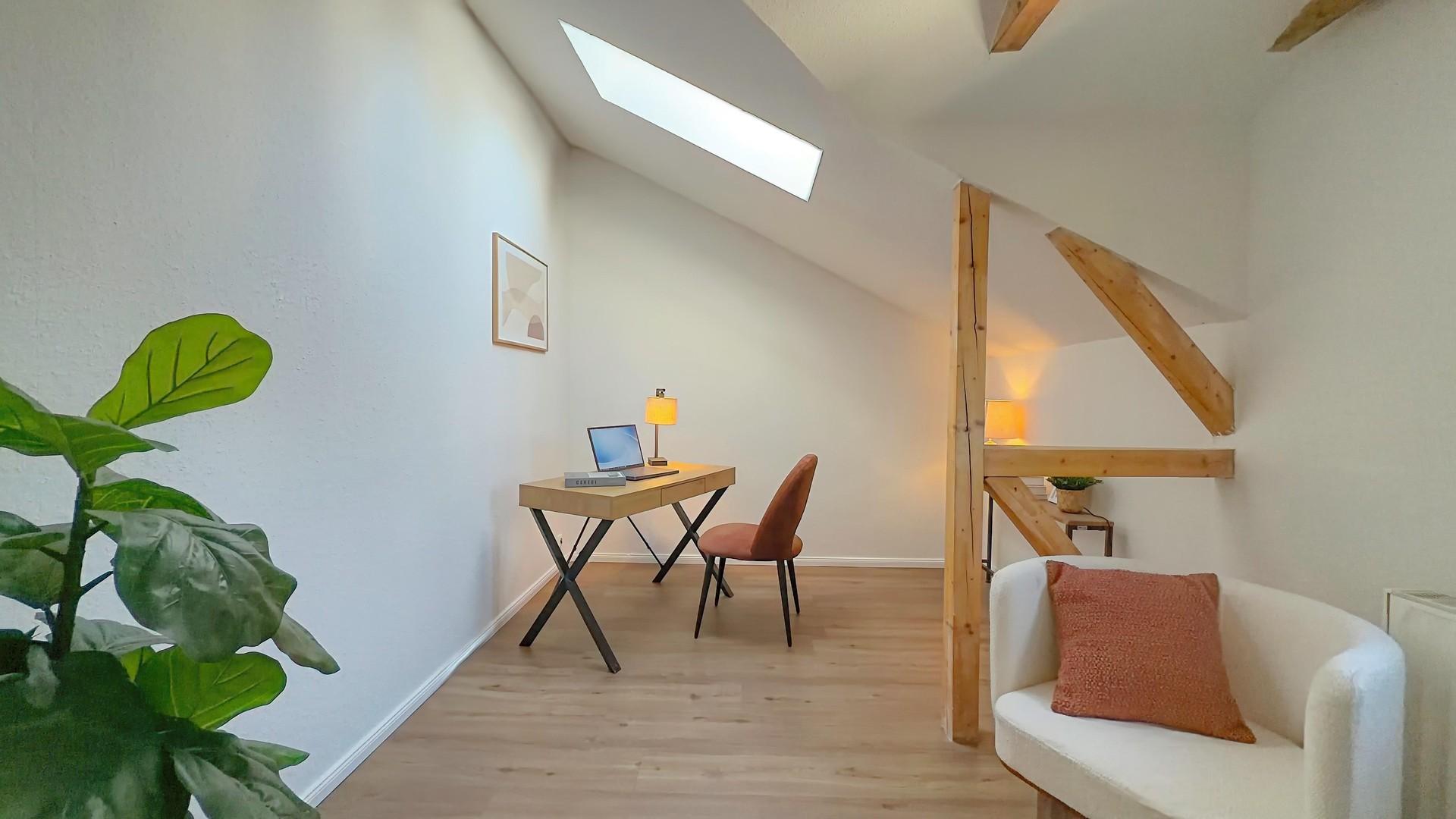Arbeitszimmer OG