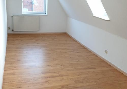 ....mit hochwertigem Laminat