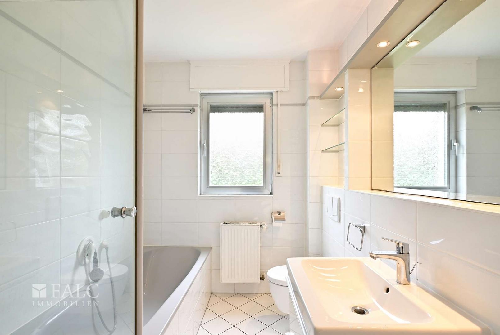 Badezimmer EG