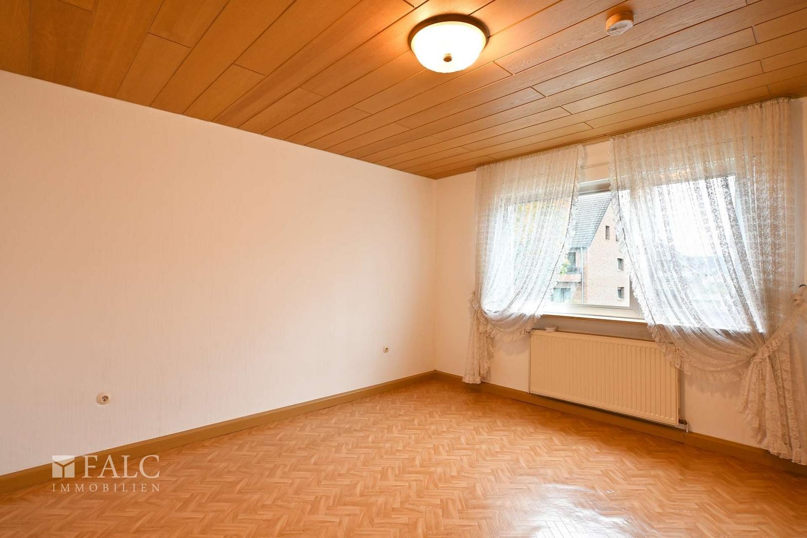 Schlafzimmer 1 OG