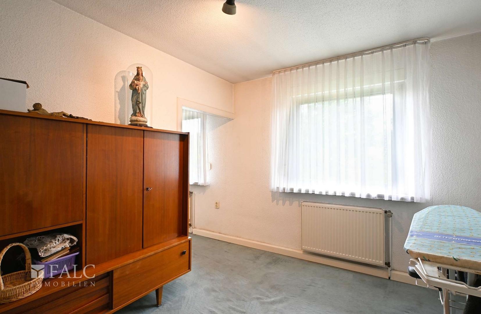 Schlafzimmer 2 OG