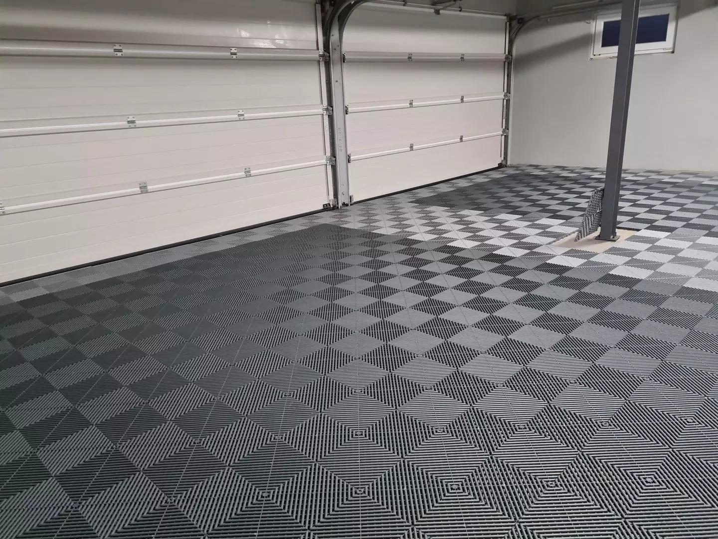 Garage innen