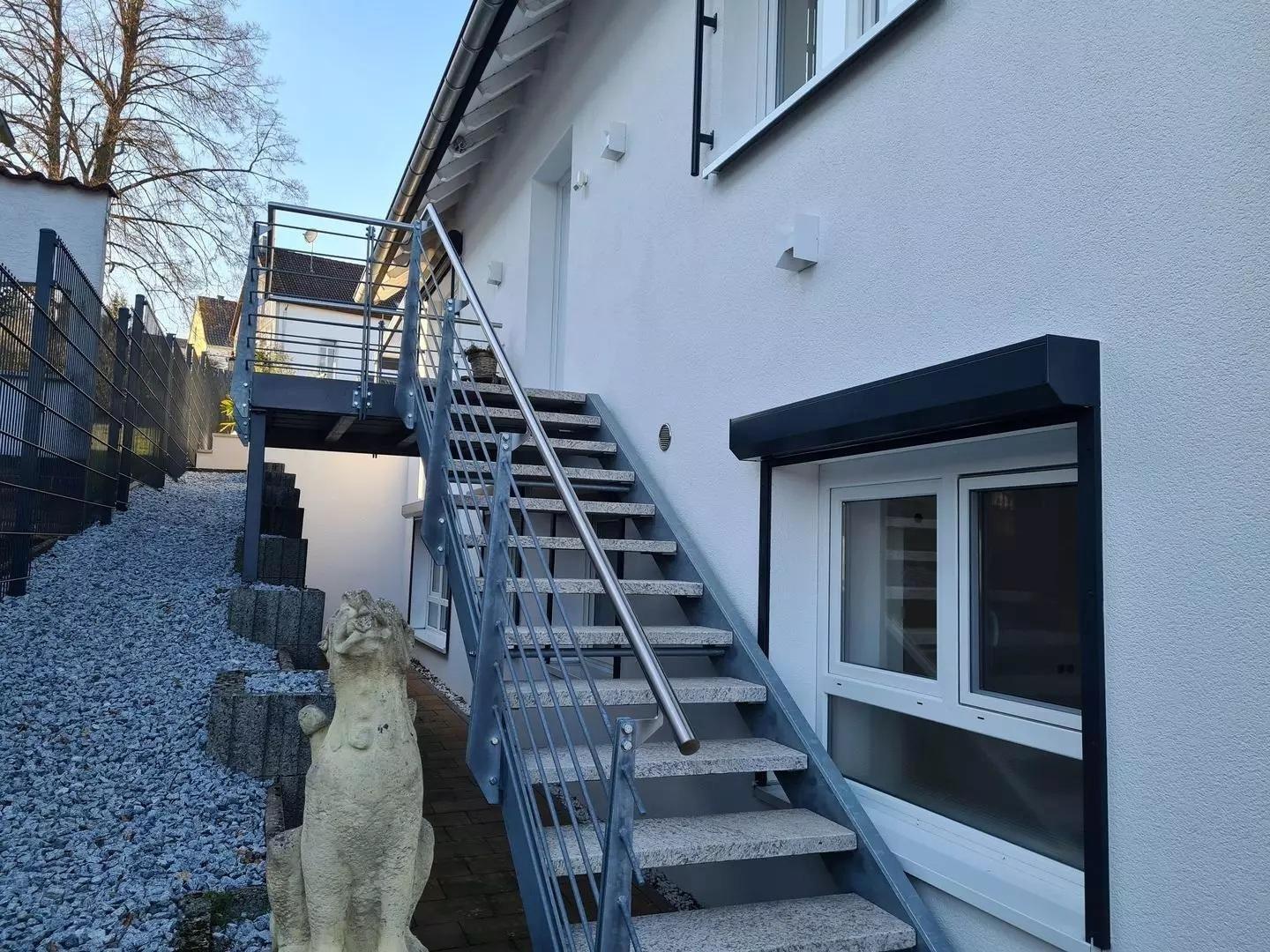 Eingang zum Haupthaus
