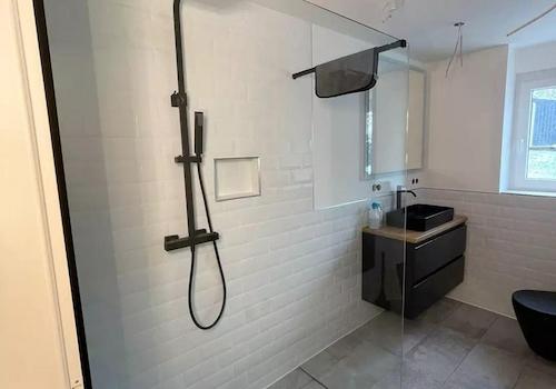 Bad Einliegerwohnung