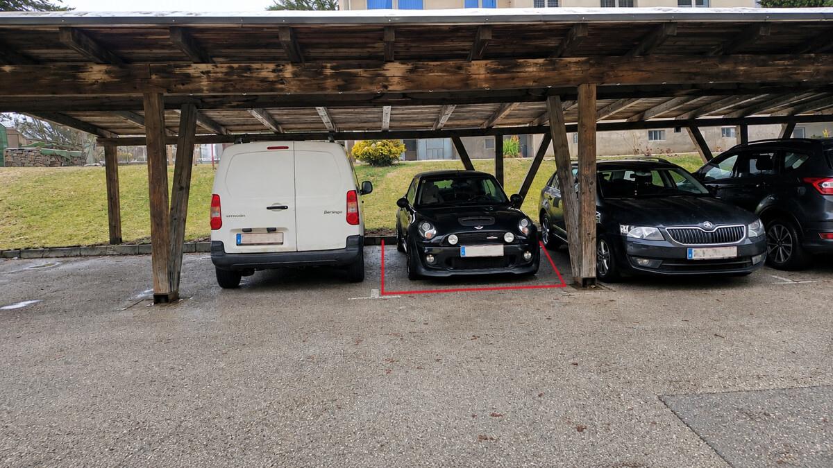 Carport-Stellplatz